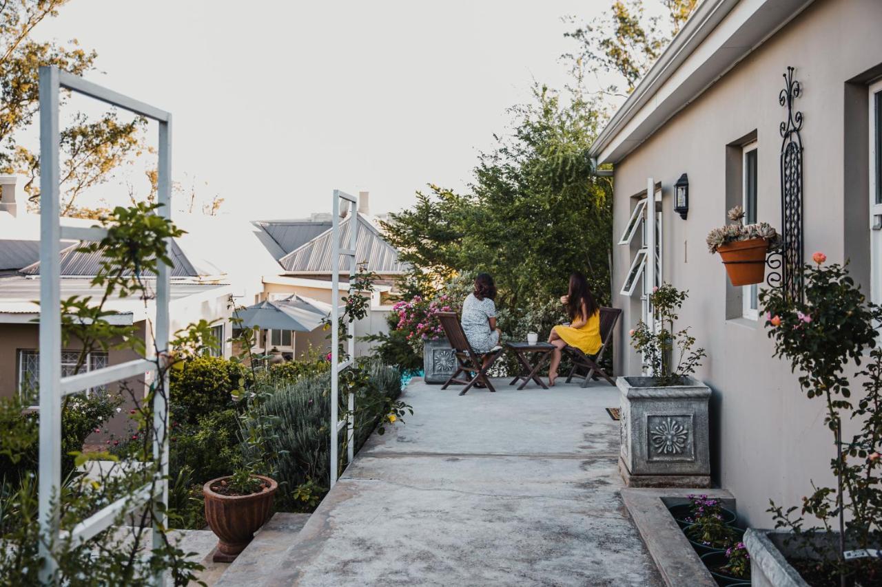 Cornerstone Manor Bed & Breakfast Grahamstown Exterior photo